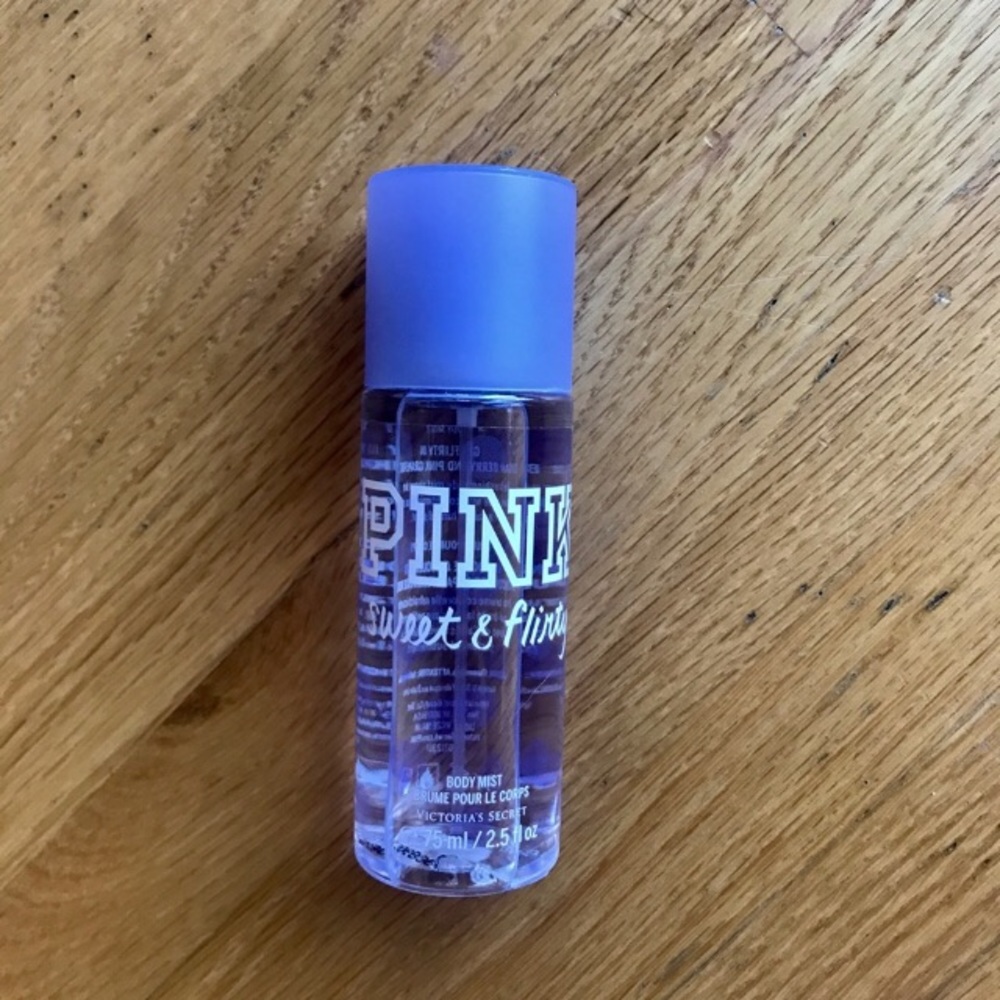 PINK Sweet & Flirty perfume🌸